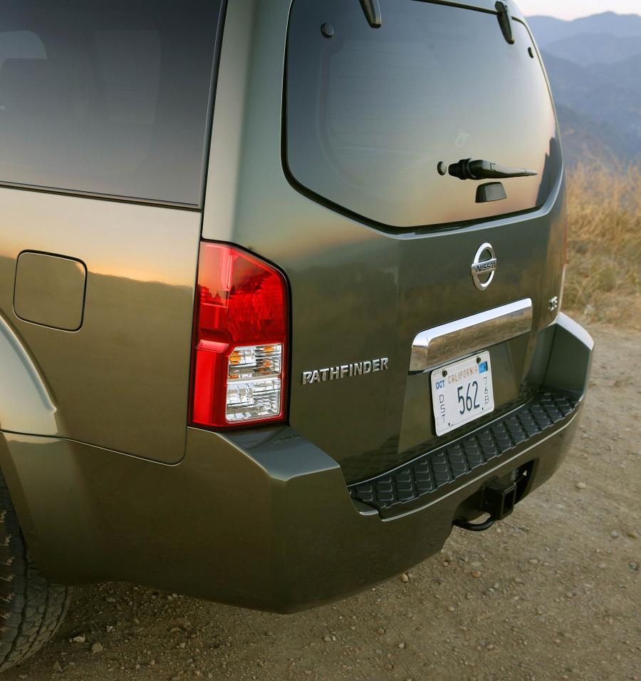 Nissan Pathfinder 2009 года  (фото 22 из 110)